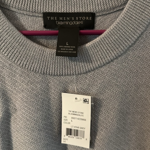 BLOOMINGDALES heather grey light sweater brand new, never worn - Picture 3 of 3
